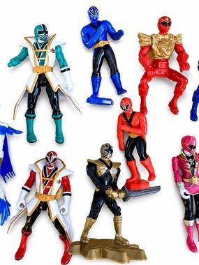 Power Ranger Mixed Color Action Figure Lot — Red, Green, Blue, Gold, Pink